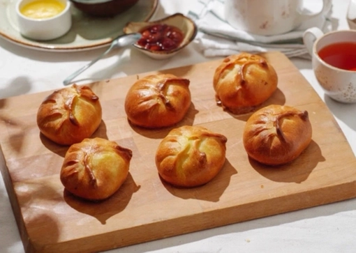 Пирожки с капустой и яйцом